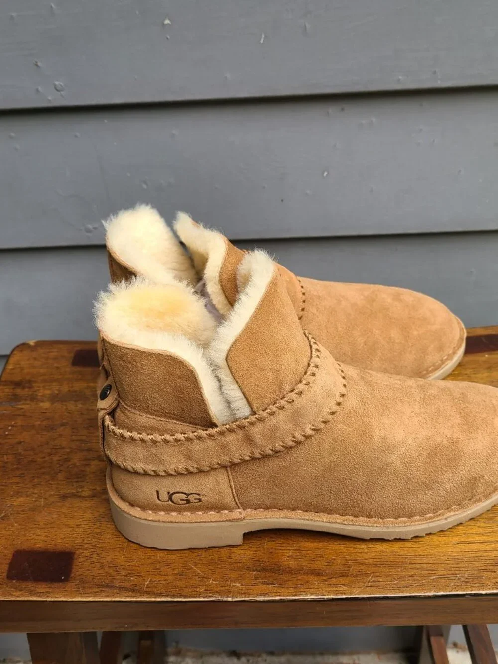 UGG McKay Chestnut Suede Shearling Boots size 8 1/2